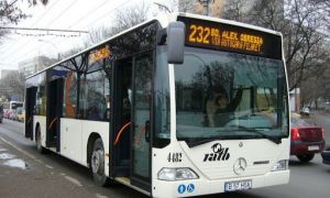 Autobuzele liniei 232 din Capitală vor circula pe linia tramvaielor 