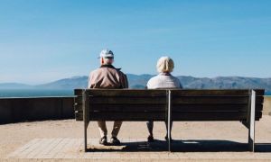 Se schimbă Legea pensiilor: Ce se întâmplă cu vârsta de pensionare și cu stagiul de cotizare?
