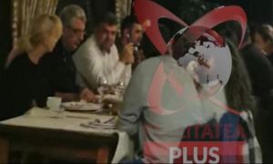 UPDATE. Imagini revoltătoare cu Ciolacu, Tudose și alte nouă persoane în restaurantul unei pensiuni fară respectarea măsurilor de distanțare