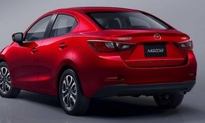Asalt în Asia. Mazda 2 sedan