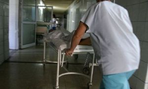 TRAGEDIE în spital: O asistentă e în COMĂ după o gardă epuizantă