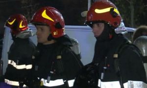 EXPLOZIE și incendiu într-un bloc din Galați. 100 de persoane au fost evacuate