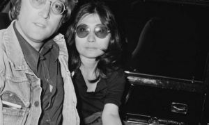 Mesajul neașteptat al ucigașului lui John Lennon pentru văduva artistului