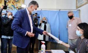 Marcel Ciolacu, după vot: Sper ca perioada UMILINȚEI să ia sfârșit