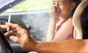 La ce RISCURI sunt expuși copiii fumătorilor