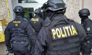 Poliția intră tare în cămătari: Percheziții în București și Giurgiu