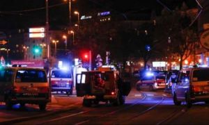 ATAC TERORIST în Viena: peste 10 MORȚI, printre care și un polițist