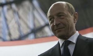 Băsescu acuză “incompetența” guvernanților pentru noile restricții 