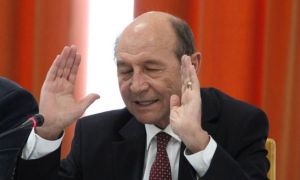 Traian Băsescu a RĂBUFNIT împotriva lui Raed Arafat: ”Nu lăsați țara și viața oamenilor pe mâna lui!”
