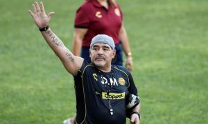 ULTIMA ORĂ: A murit Diego Armando Maradona!