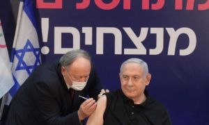 Premierul Benjamin Netanyahu, primul cetățean israelian vaccinat anti-COVID