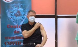 Klaus Iohannis e OPTIMIST: ”Foarte multă lume doreşte să se vaccineze”