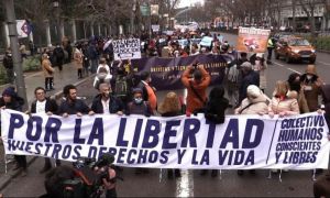PROTEST de amploare la Madrid împotriva restricțiilor COVID-19