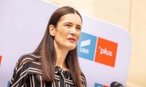 USR-istul Emanuel Ungureanu, ȘOCAT de decizia colegei Clotilde Armand de a TĂIA finanțarea a 4 mari spitale