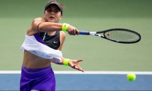 Bianca Andreescu a învins-o pe Mihaela Buzărnescu în primul tur la Australian Open
