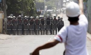 Poliția din Myanmar a ucis până acum cinci protestatari