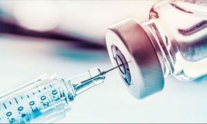 Reguli pentru persoanele care au făcut prima doză de vaccin în străinătate și vor să primească rapelul în România