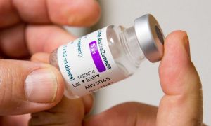 România primește vaccin AstraZeneca, dar îl dă mai departe în Republica Moldova!