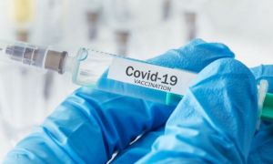 Infecțiile COVID-19 au scăzut cu 80% după prima doză de vaccin
