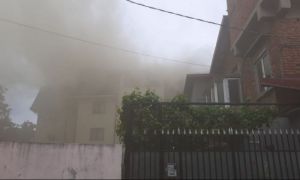 ULTIMA ORĂ: Incendiu puternic într-un bloc din Popești-Leordeni