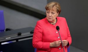 Angela Merkel, spionată de americani cu ajutorul unui serviciu de spionaj străin