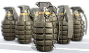 O ladă cu grenade, descoperită într-un liceu din Capitală. Pirotehniștii au intervenit la fața locului