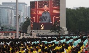 XI JINPING: „Poporul chinez s-a ridicat! Marea renaştere a naţiunii chineze este un proces istoric ireversibil…”