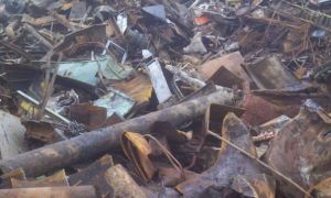 Aproape 2.000 de tone deșeuri periculoase, descoperite la Punctul de frontieră Calafat Portuar