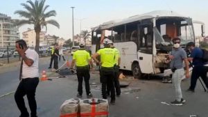TRAGEDIE în Antalya, după ce un autocar cu turiști s-a răsturnat. Mai mulți MORȚI și răniți