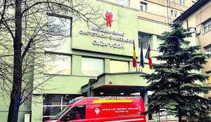 PREMIERĂ medicală la Iași: o femeie de 220 kg a născut a cincea oară