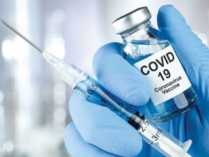 Bugetarii ar putea fi OBLIGAȚI să se vaccineze anti-COVID. 