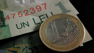 Euro a atins un nou MAXIM ISTORIC în raport cu leul