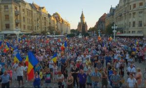 Majoritatea românilor consideră că țara merge mai PROST ca acum 30 de ani