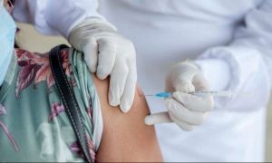 Care este prima țară care și-a vaccinat anti-covid toată populația eligibilă