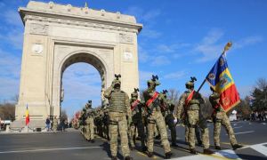 PARADA de 1 Decembrie la Arcul de Triumf. Ceremonii militare emoționante