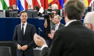Mai GREU ca în România! Olanda are un nou Guvern la nouă luni de la alegeri