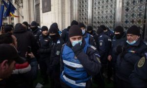 Ministrul Bode trimite Corpul de Control la Jandarmerie după protestul de la Parlament