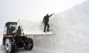 Zăpadă de peste patru metri în Turcia. Autoritățile nu fac față