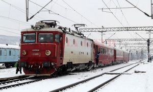Mai multe trenuri întârziate în vestul țării, din cauza ninsorilor