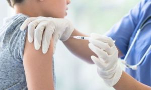 OFICIAL. România începe vaccinarea anti-covid a copiilor cu vârste între 5 şi 11 ani