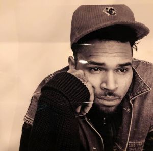 Rapperul Chris Brown este acuzat de VIOL