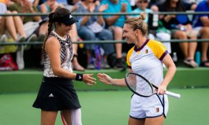 Duel românesc la turneul din Dubai. Simona Halep a învins-o pe Gabriela Ruse și merge în SFERTURI
