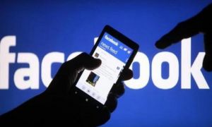 Rețeaua Facebook, restricționată în Rusia. Ce li se spune rușilor la televizor despre război