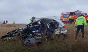 ACCIDENT grav în județul Constanța: Un șofer a murit pe loc după impactul dintre o dubiță și un Matiz