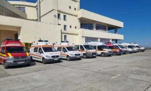 România a donat Ucrainei 11 ambulanțe complet echipate 