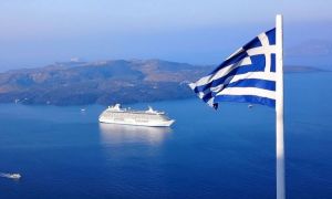 Grecia renunță la certificatul verde pe durata sezonului estival