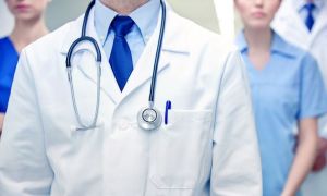 Colegiul Medicilor contestă LEGEA care vizează profesia medicală 