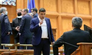 VIDEO Legea off-shore, aprobată cu scandal. Ministrul Virgil Popescu se declară ”HĂRȚUIT” de George Simion