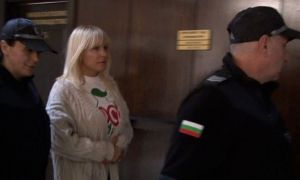 Elena Udrea rămâne în AREST. Judecătorii bulgari au amânat decizia de extrădare
