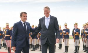 VIDEO Emmanuel Macron și Klaus Iohannis, discuții despre securitate în zonă. Ce promisiune a făcut președintele francez 